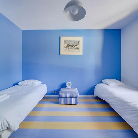 Avec Piscine Aux Portes De Bordeaux فيلة *